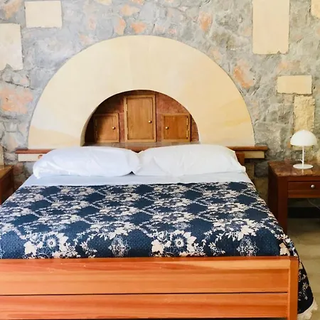 Al Tempio Della Pace *