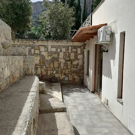 Al Tempio Della Pace * Carini