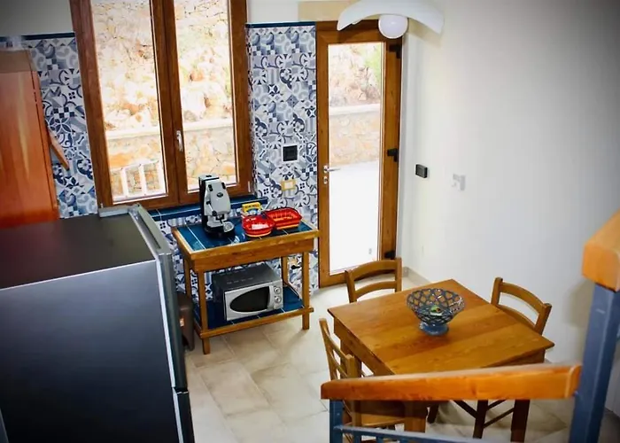 Al Tempio Della Pace * Carini