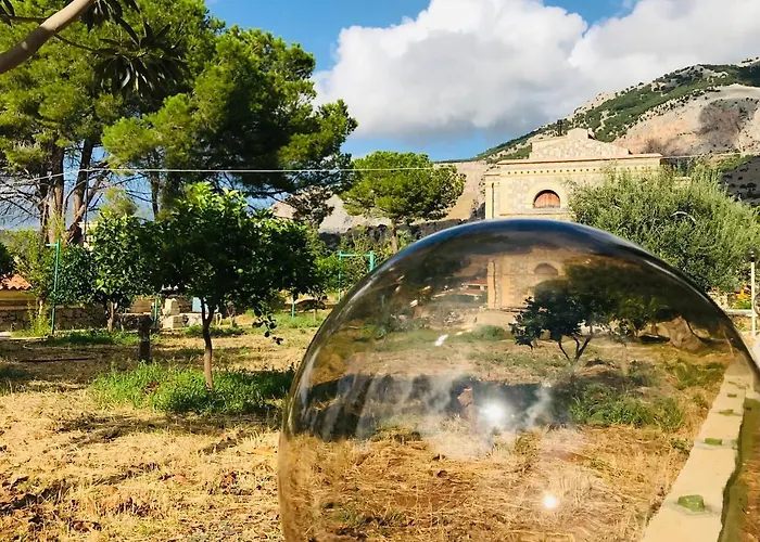 Al Tempio Della Pace * Carini