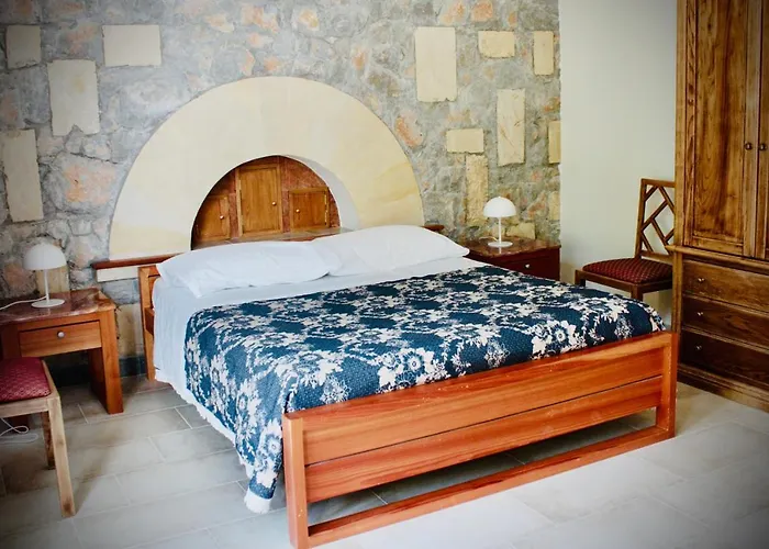 Al Tempio Della Pace * Carini