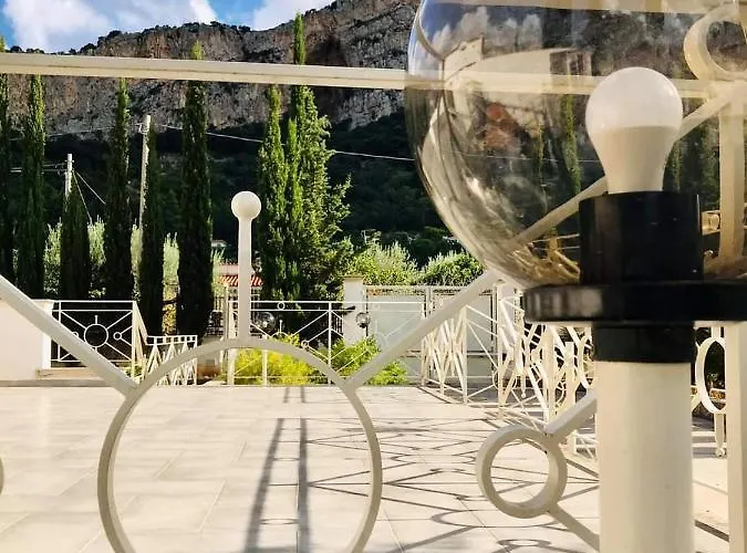 Al Tempio Della Pace * Carini